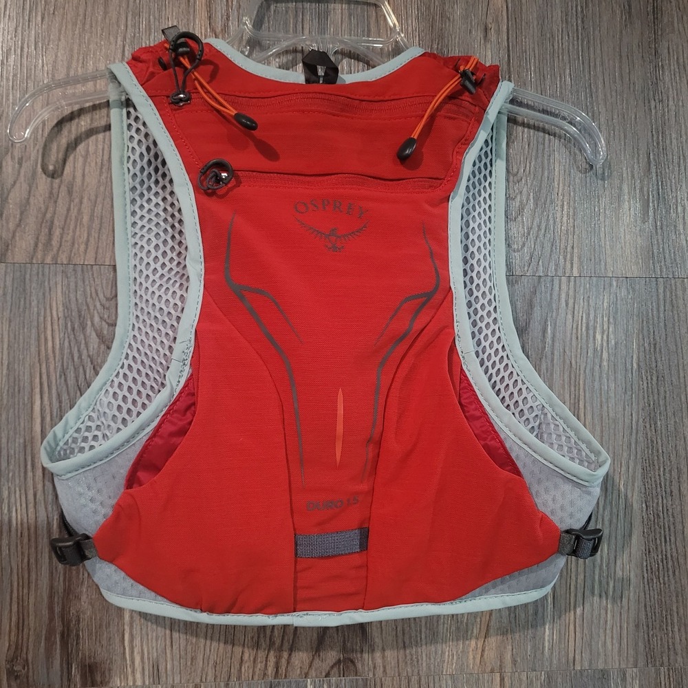 Osprey Duro 1.5 Liter Hydration Running Vest Red/Gray Size S/M Mesh Pockets NWOT